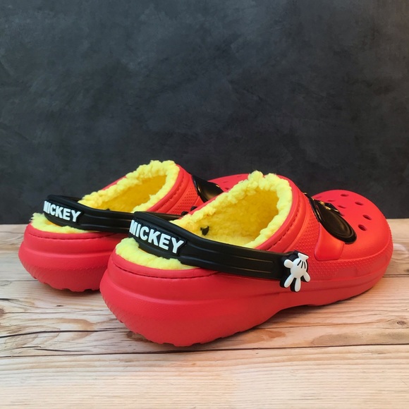 Crocs Classic Lined Disney Mickey Mouse Clog - Picture 10 of 16